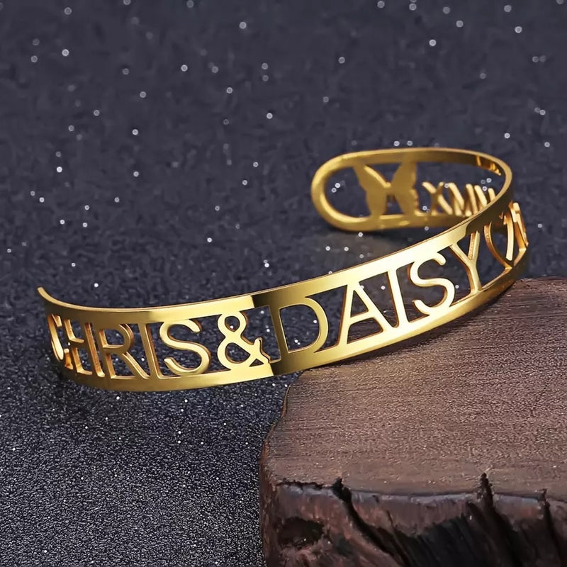 Two gold bracelets - Discover Islamic Art - Virtual Museum