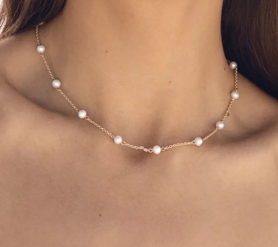 Elegant Pearl necklace