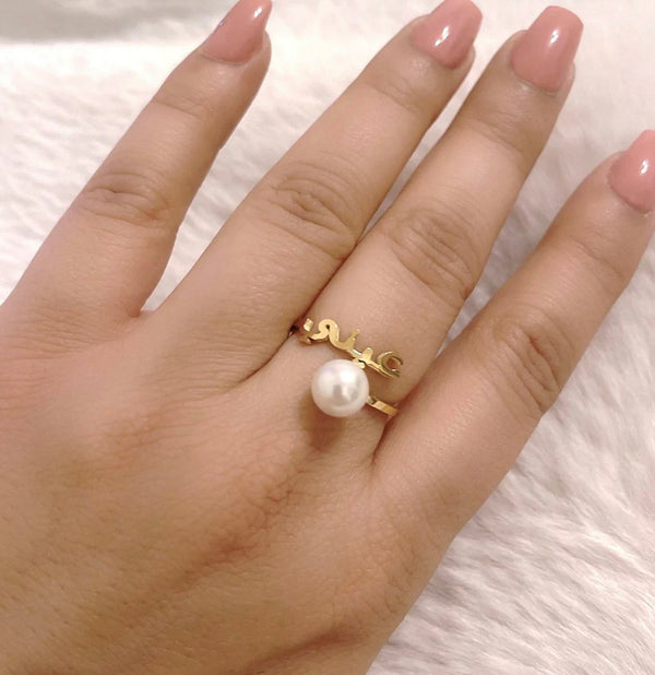 Custom ring with pearl