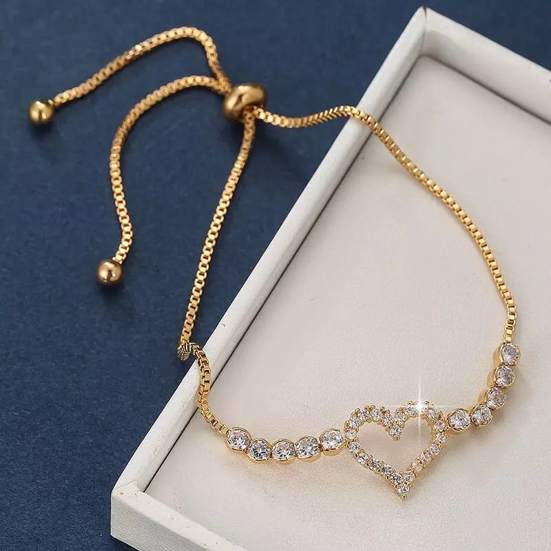 Iced heart bracelet
