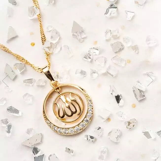 Suggested products for "gold jewelry"